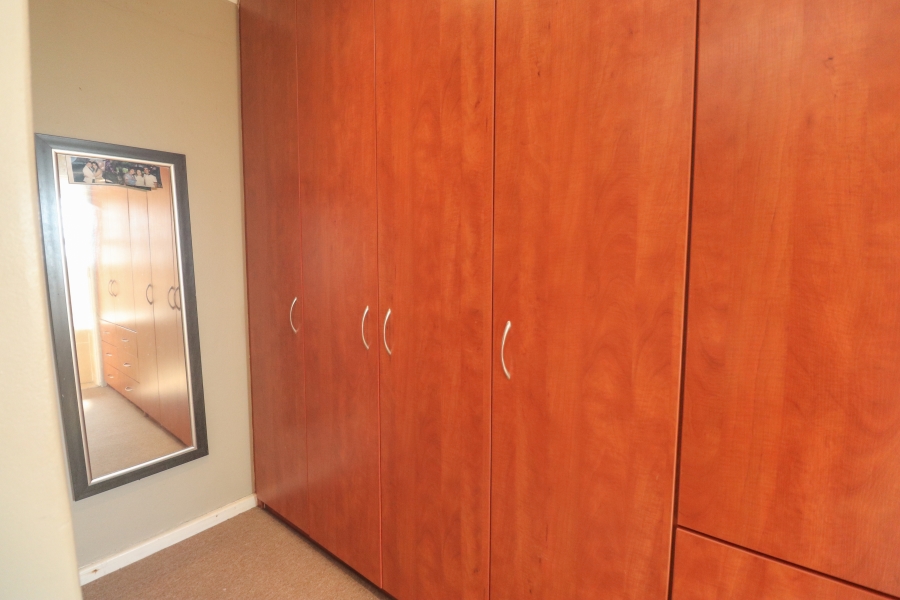 3 Bedroom Property for Sale in Gordons Bay Central Western Cape